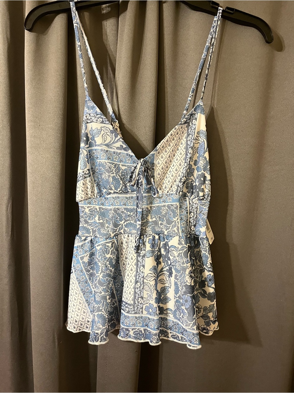 Flowy Junior small top